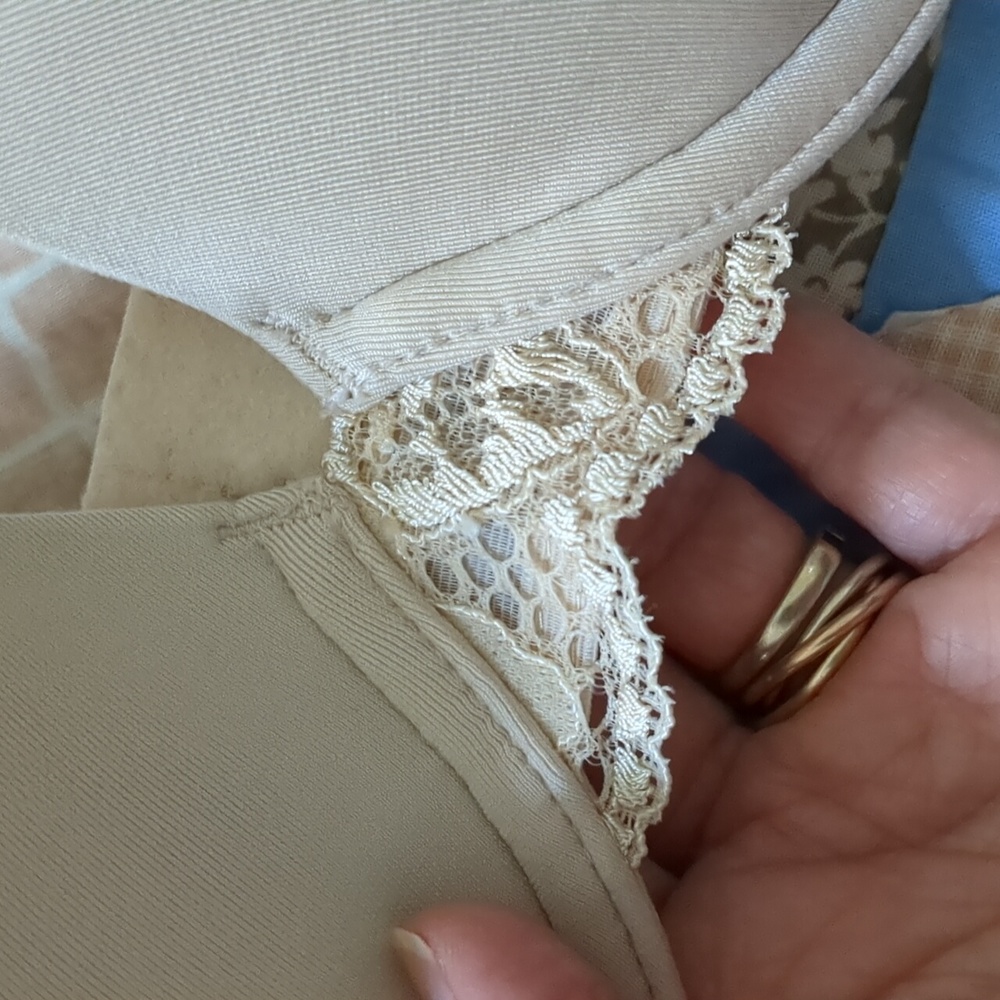 Wacoal French Garden Underwire Plunge Front T- Shirt Bra Size 34C - Picture 6 of 10